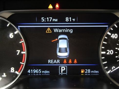 Used 2023 Nissan Altima 2.5 SR AWD/4WD image 22