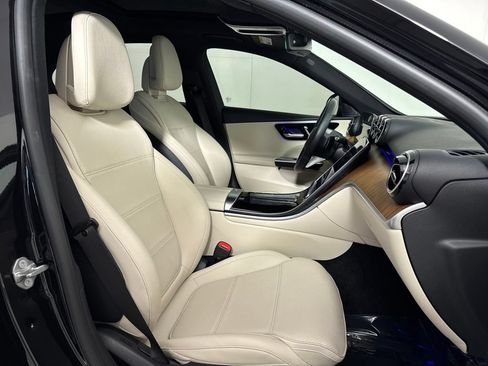 Certified 2023 Mercedes-Benz C 300 4MATIC Sedan image 12