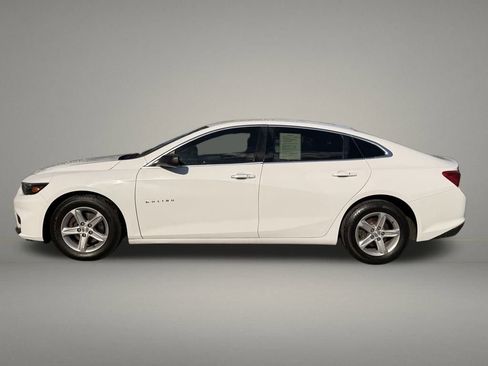 Used 2018 Chevrolet Malibu LS w/ LPO, Convenience Package 1 image 2