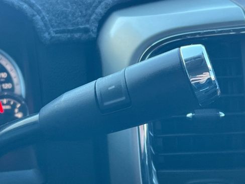 Used 2018 RAM 2500 Laramie w/ Convenience Group image 21