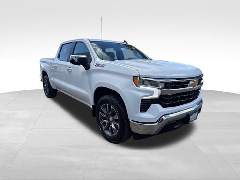 Used 2023 Chevrolet Silverado 1500 LT AWD/4WD image 7