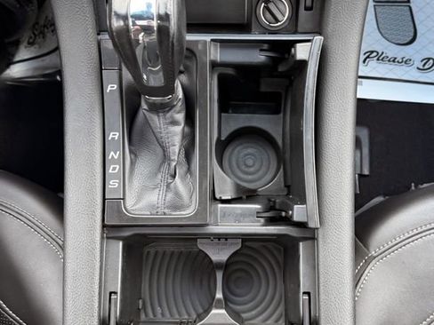 Used 2019 Ford Taurus Limited image 27