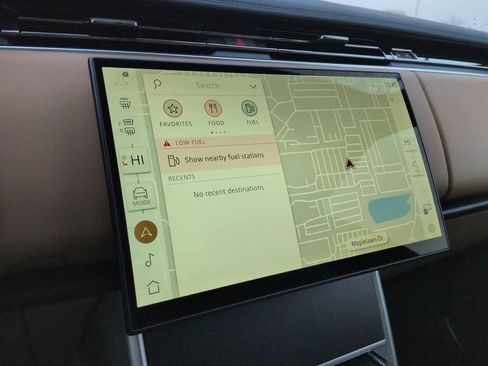 New 2026 Land Rover Range Rover SE image 29