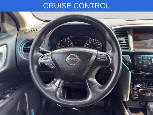 Used 2015 Nissan Pathfinder S FWD image 5