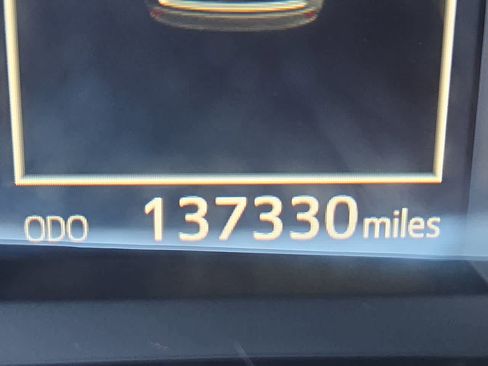 Used 2014 Toyota Highlander XLE image 22