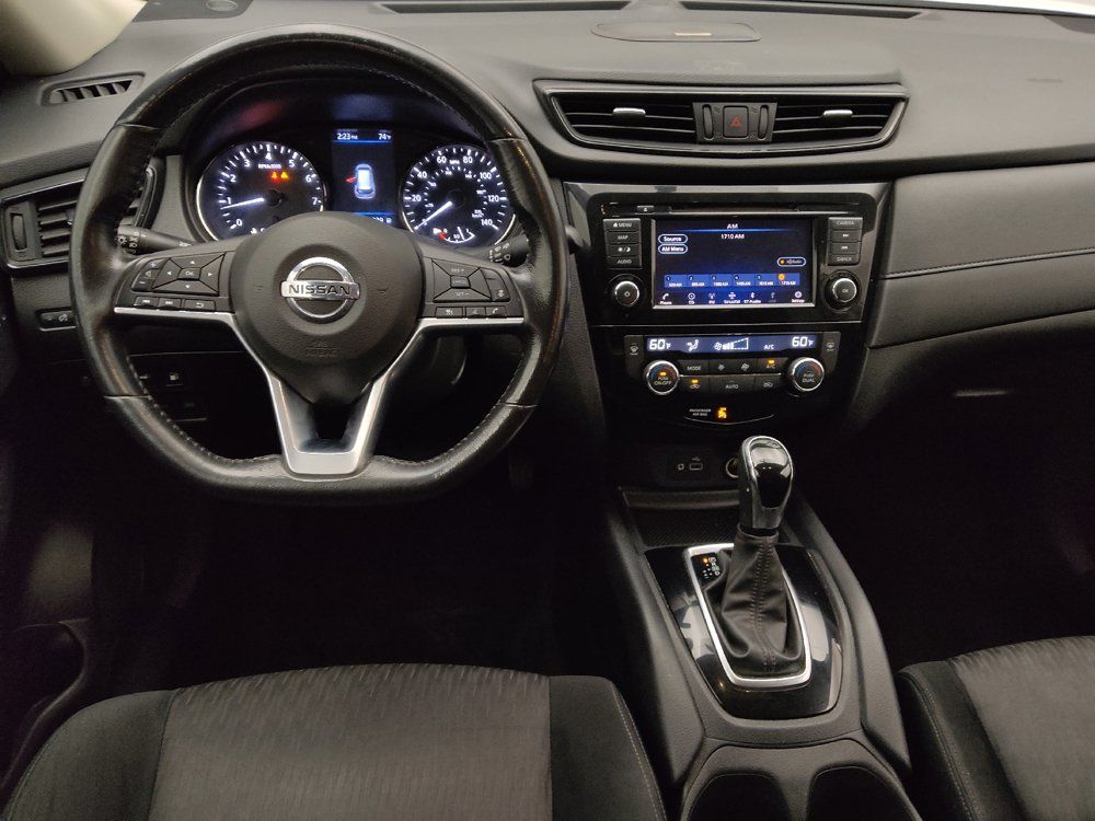 Used 2018 Nissan Rogue SV w/ Sun & Sound Touring Package AWD/4WD image 22