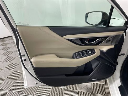 Used 2022 Subaru Legacy Limited image 18