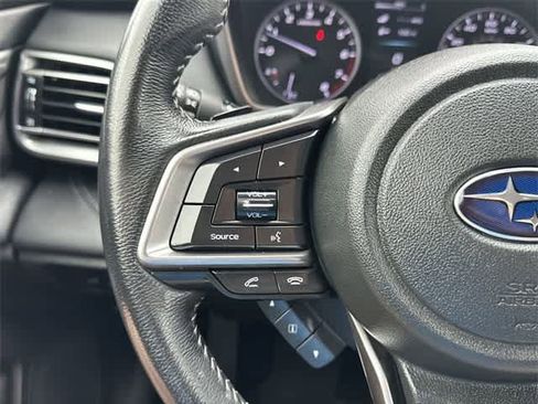 Used 2020 Subaru Outback Limited image 21