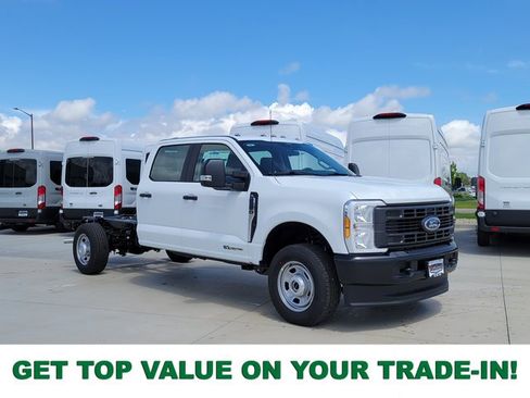 New 2025 Ford F350 XL image 1