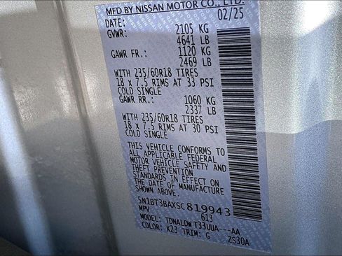 Used 2025 Nissan Rogue SV FWD image 29
