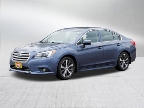 Used 2016 Subaru Legacy 2.5i Limited AWD/4WD image 3