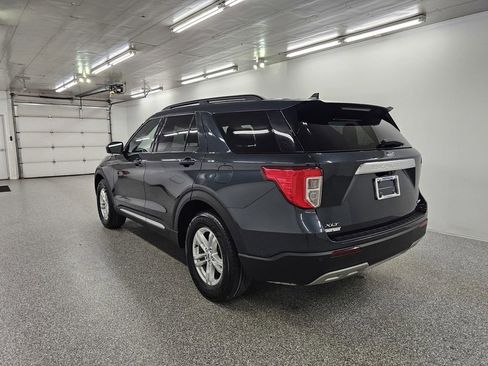 Used 2023 Ford Explorer XLT w/ Equipment Group 202A AWD/4WD image 6