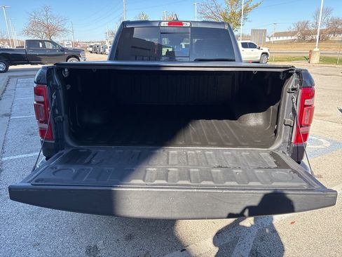 Used 2019 RAM 1500 Laramie image 36