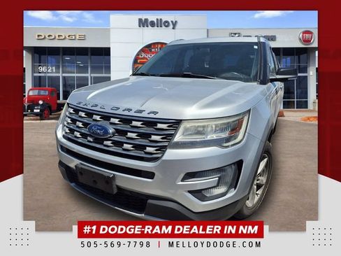 Used 2017 Ford Explorer XLT AWD/4WD image 1