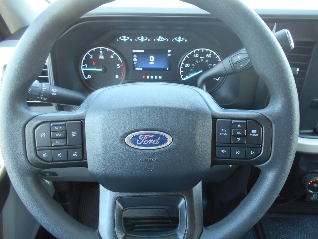 New 2026 Ford F350 XL w/ XL Chrome Package AWD/4WD image 13