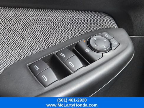 Used 2025 Chevrolet TrailBlazer LT AWD/4WD image 33