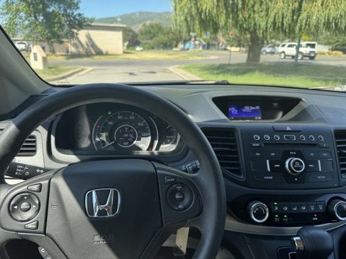 Used 2016 Honda CR-V LX image 11