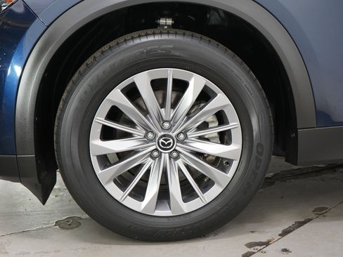 Certified 2024 MAZDA CX-90 Plug-In Hybrid w/ Preferred AWD/4WD image 31
