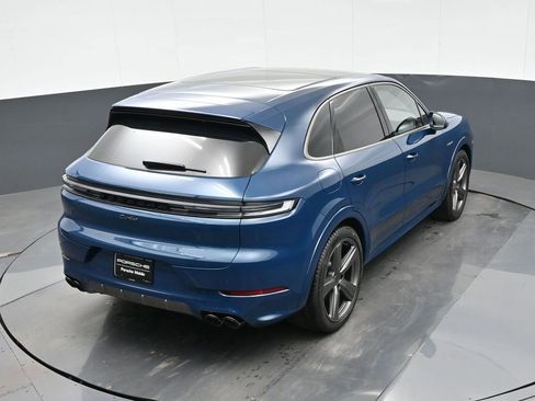New 2026 Porsche Cayenne Turbo image 30