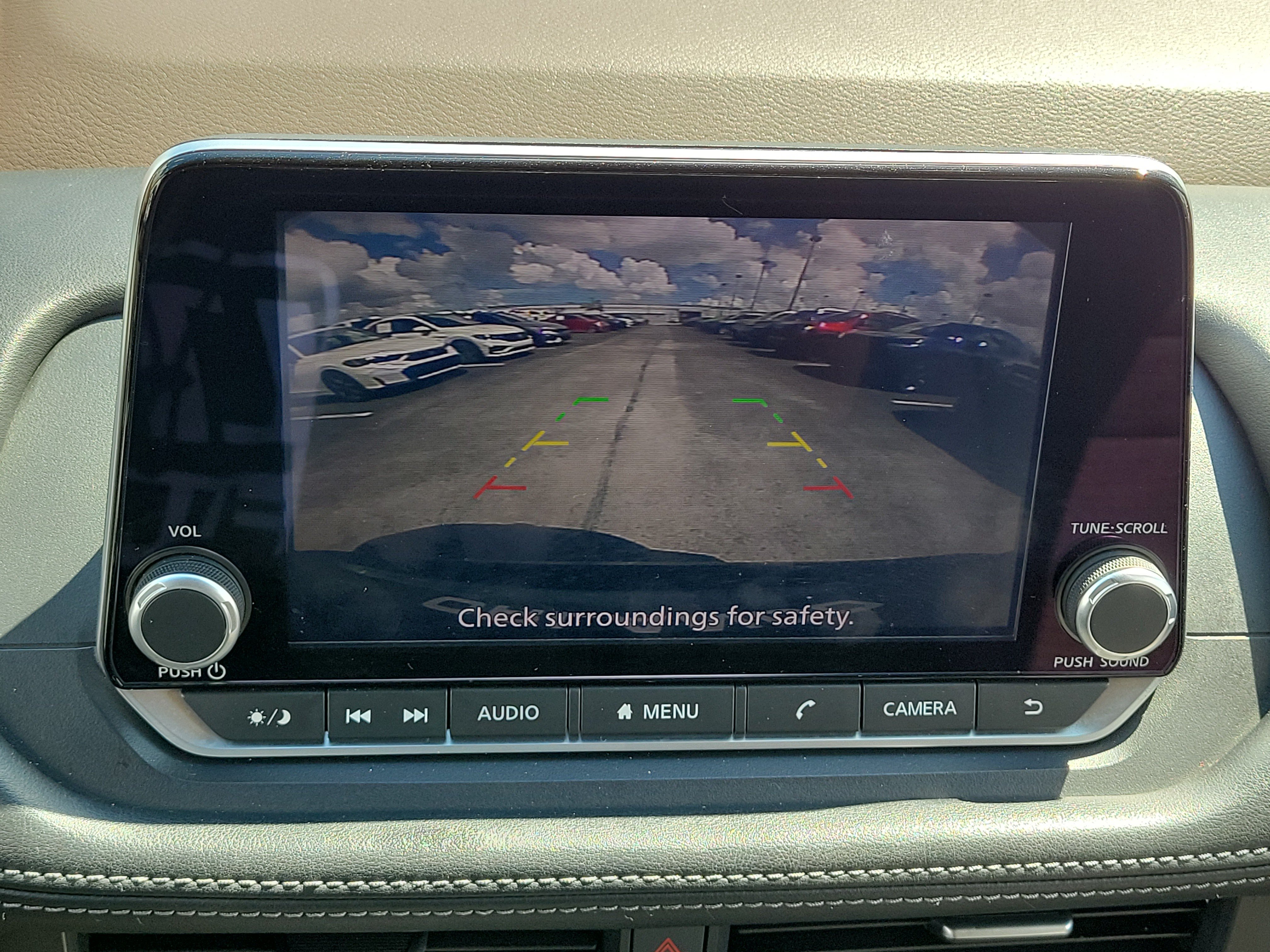 Used 2023 Nissan Rogue SV FWD image 25