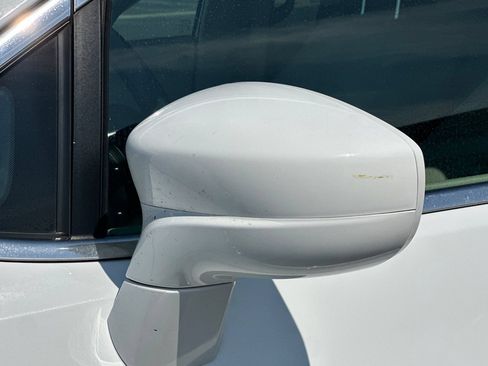 Used 2018 Chrysler Pacifica Touring-L Plus FWD image 51