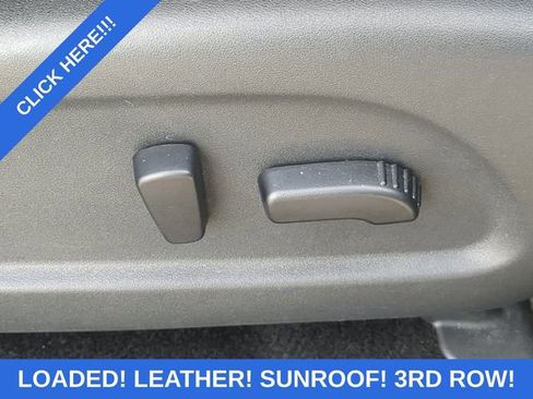 Used 2019 Nissan Pathfinder Platinum w/ Cargo Package image 40