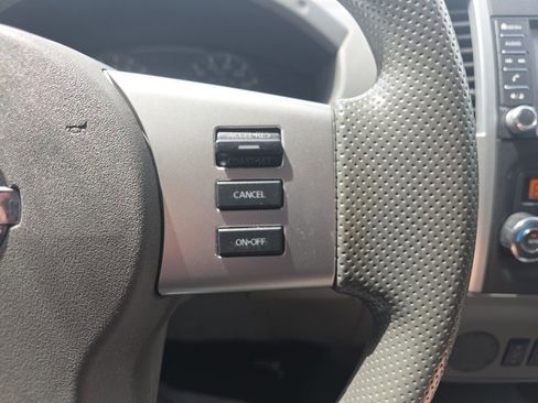 Used 2020 Nissan Frontier SV w/ Midnight Edition Floor Mats RWD image 21