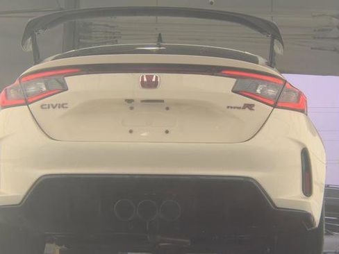 Used 2024 Honda Civic Type R image 7