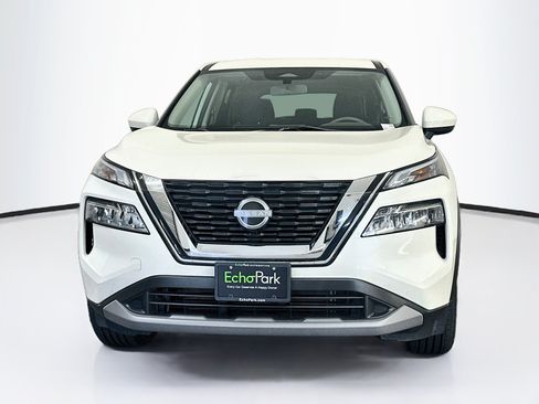 Used 2023 Nissan Rogue SV AWD/4WD image 2