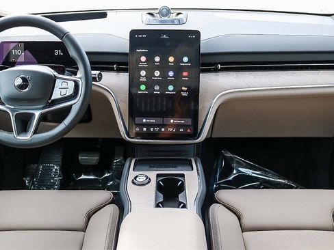 New 2025 Volvo EX90 Ultra image 14