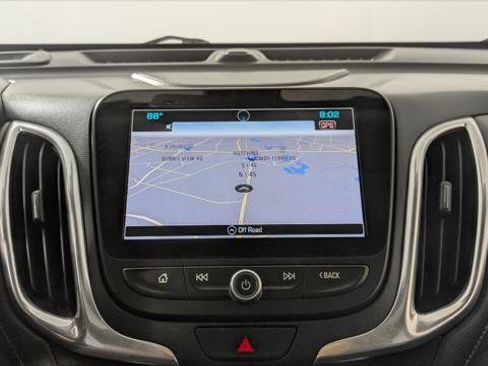 Used 2018 Chevrolet Equinox Premier FWD image 32
