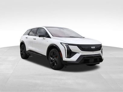 New 2025 Cadillac Optiq Luxury 1