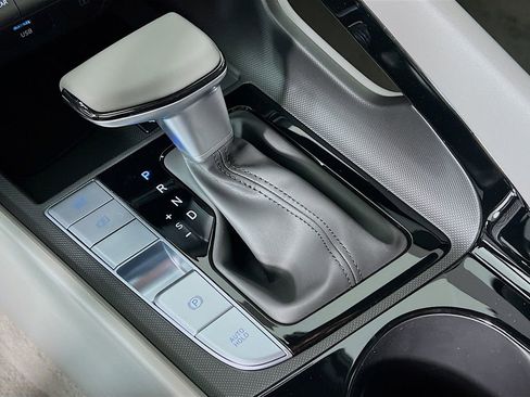 New 2026 Hyundai Elantra Sport image 15