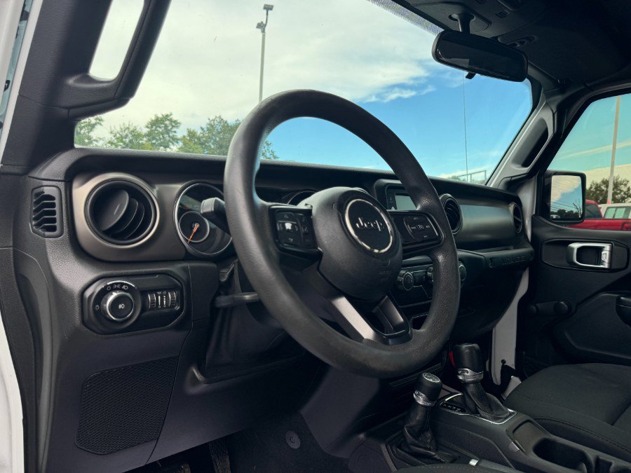 Used 2019 Jeep Wrangler Unlimited Sport AWD/4WD image 14