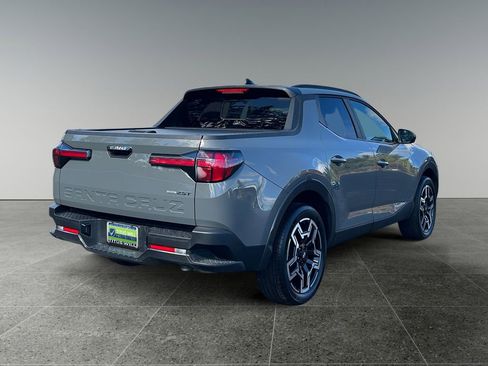 Used 2025 Hyundai Santa Cruz Limited AWD/4WD image 9