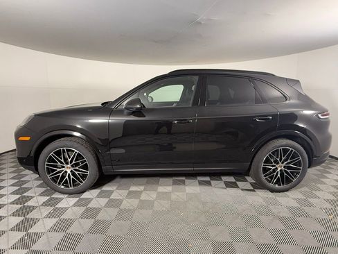 New 2026 Porsche Cayenne image 2