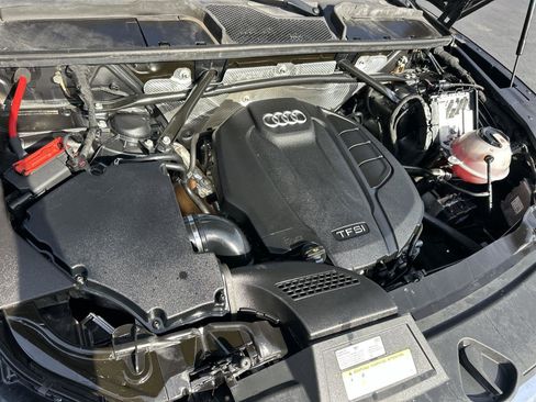 Used 2018 Audi Q5 2.0T Premium Plus w/ Premium Plus Package image 9