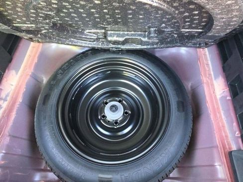 Used 2025 Honda HR-V Sport image 19