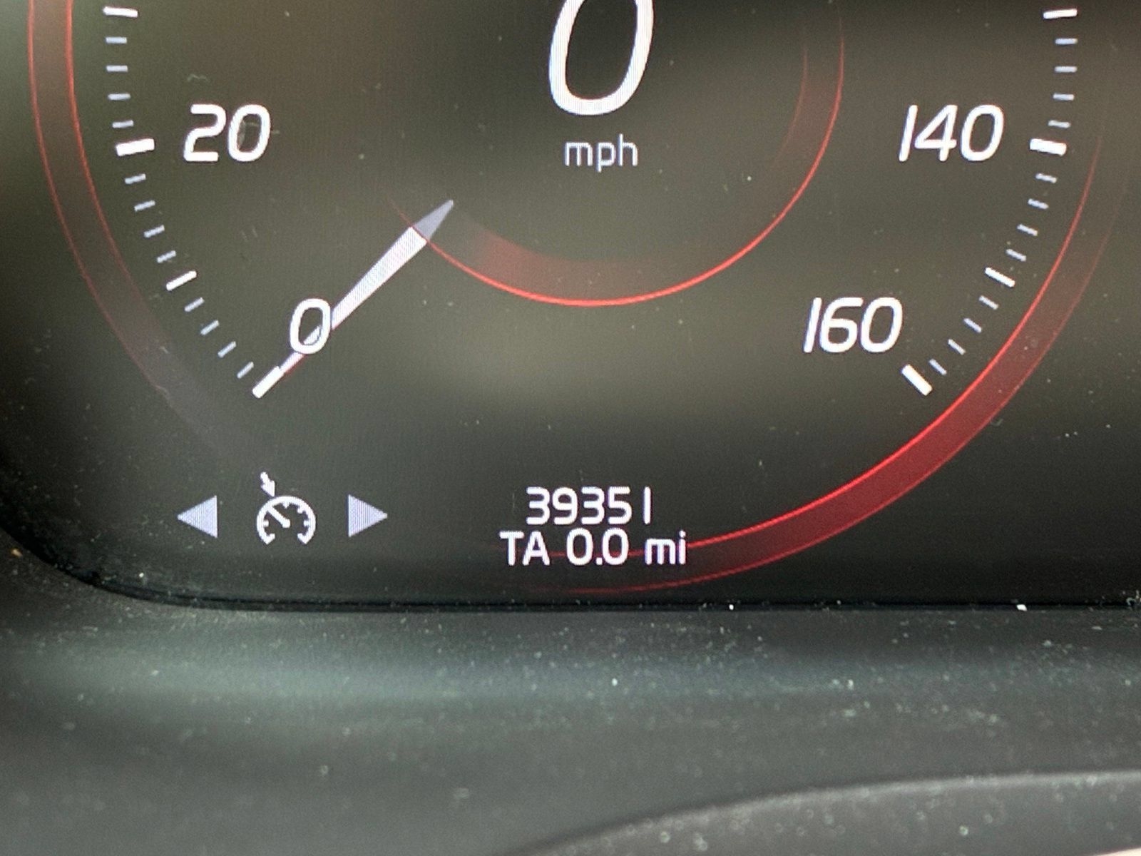 Used 2020 Volvo V60 T5 Momentum w/ Premium Package FWD image 8