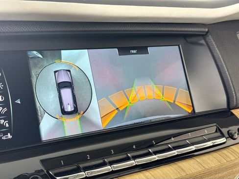 Used 2019 Rolls-Royce Cullinan image 14