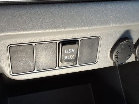 Used 2015 Toyota Tacoma PreRunner w/ TRD Off-Road Package RWD image 22