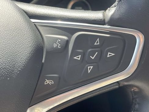 Used 2022 Chevrolet Malibu LT w/ Midnight Edition FWD image 22