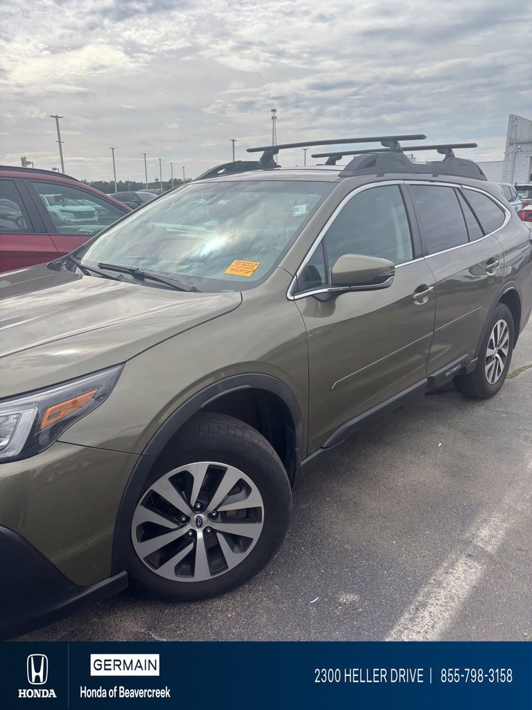 Used 2020 Subaru Outback Premium AWD/4WD image 1