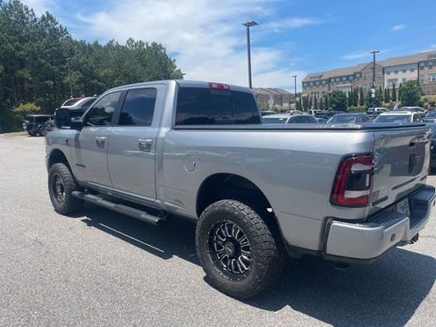 Used 2024 RAM 2500 Laramie w/ Night Edition AWD/4WD image 3