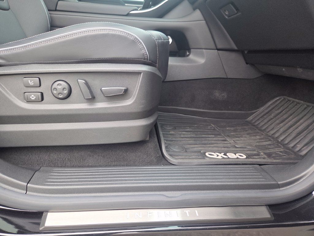 Used 2025 INFINITI QX80 Sensory AWD/4WD image 38
