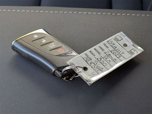 Used 2023 Lexus RX 350 Premium image 34