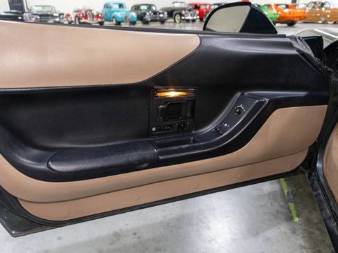 Used 1994 Chevrolet Corvette Coupe RWD image 38