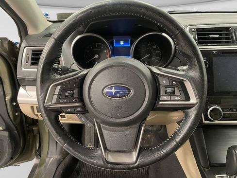 Used 2019 Subaru Outback 2.5i Premium AWD/4WD image 12