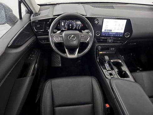 Certified 2022 Lexus NX 250 FWD w/ Premium Package image 13