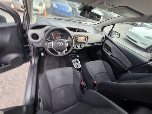 Used 2017 Toyota Yaris L FWD image 16